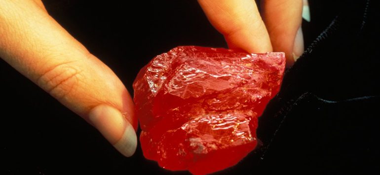 cel mai celebru rubin din lume Nawata